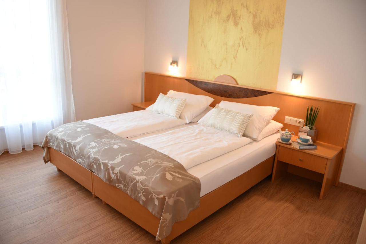 Vitalhotel Strobl Ollersdorf im Burgenland Exterior photo